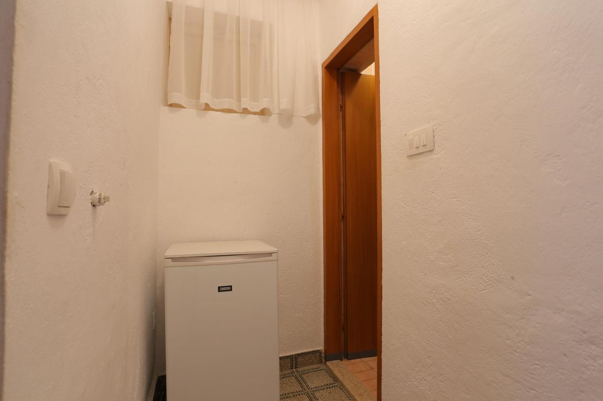 Apartments&rooms with parking space Tucepi, Makarska - 5263 Zewnętrze zdjęcie